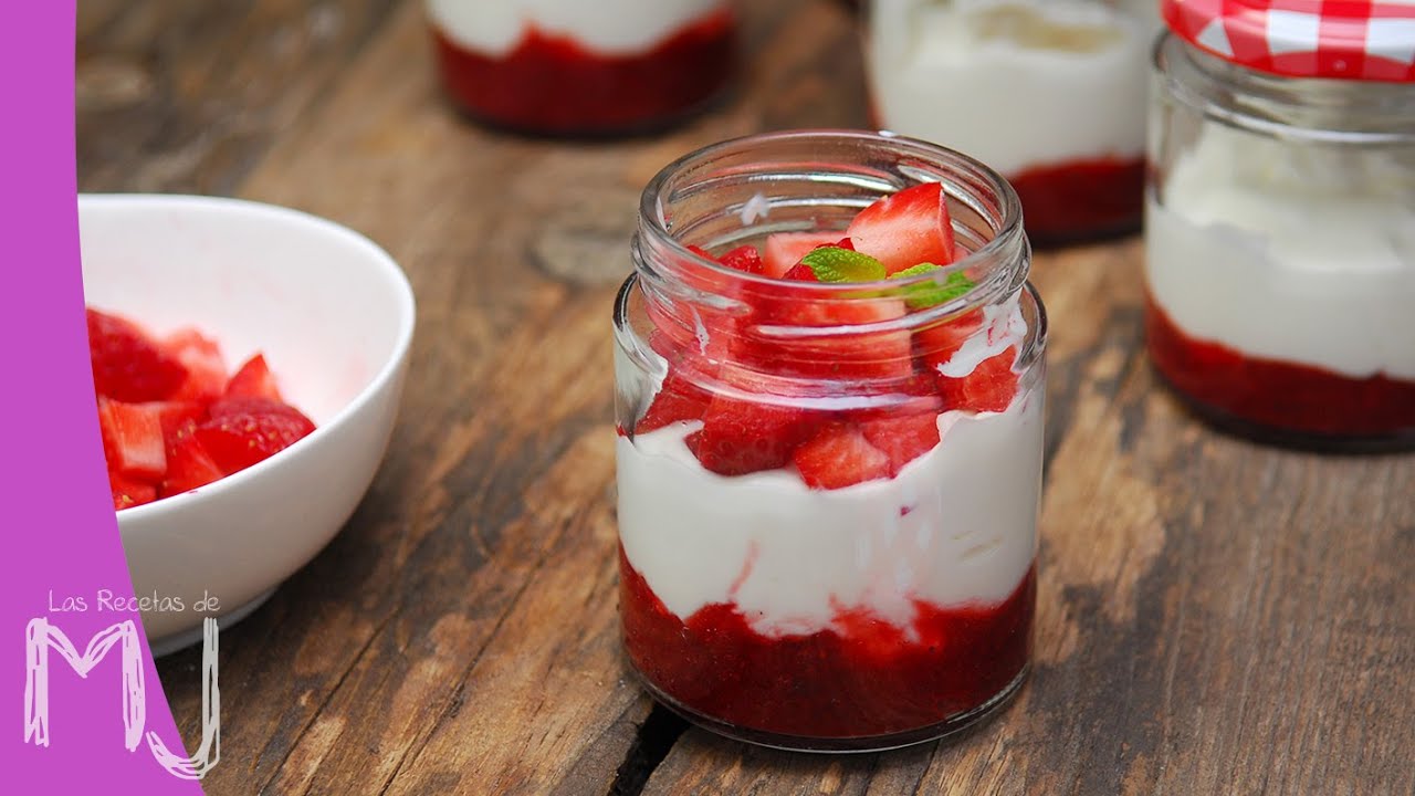 YOGUR GRIEGO CASERO CON MERMELADA DE FRESA | Receta fácil