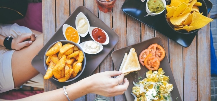 Cómo controlarla ansiedad por comer