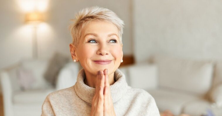 Cortes de cabello modernos para mujeres de 70 años