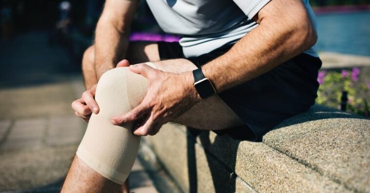 Ejercicios para calmar los dolores en el pie, la rodilla o la cadera