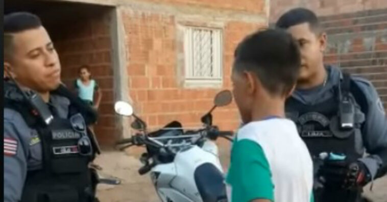 niño humillado por vender helado es homenajeado por la policía