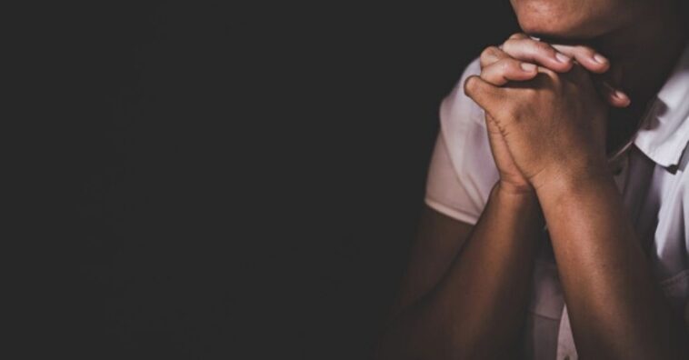Oración para apartar la Tristeza, la Depresión y la Soledad