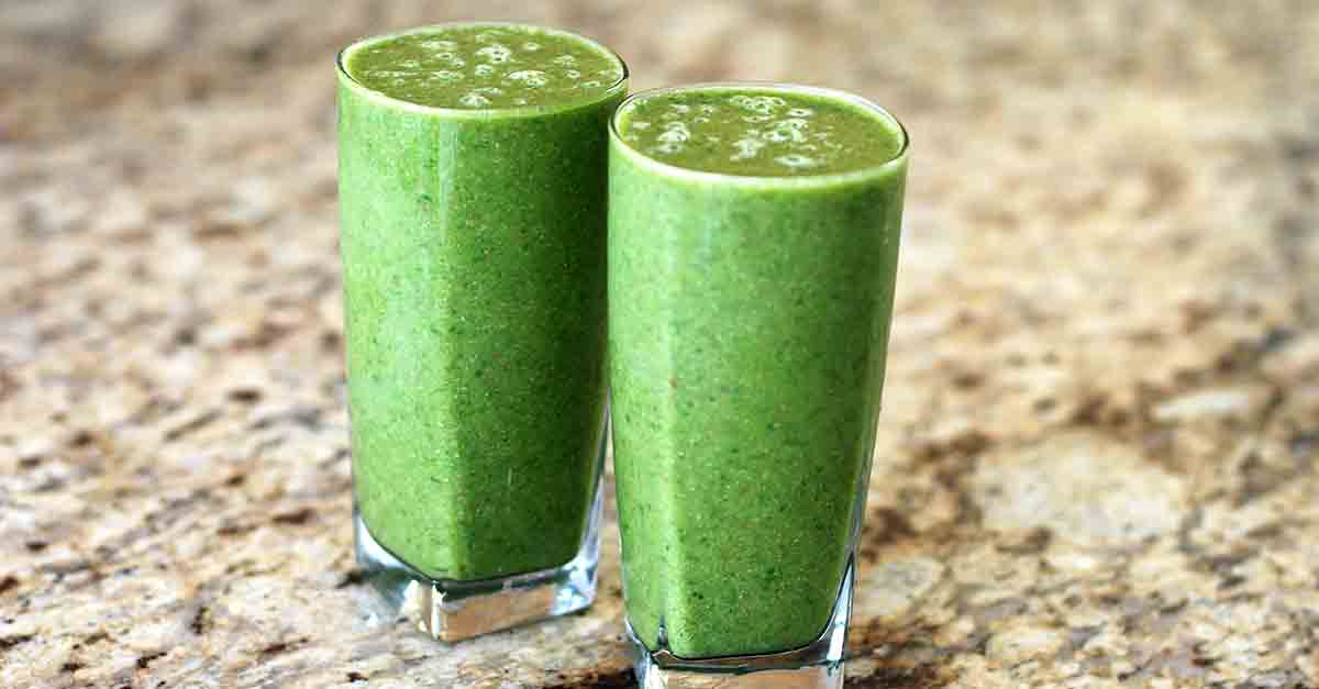 batido de espinacas y aguacate