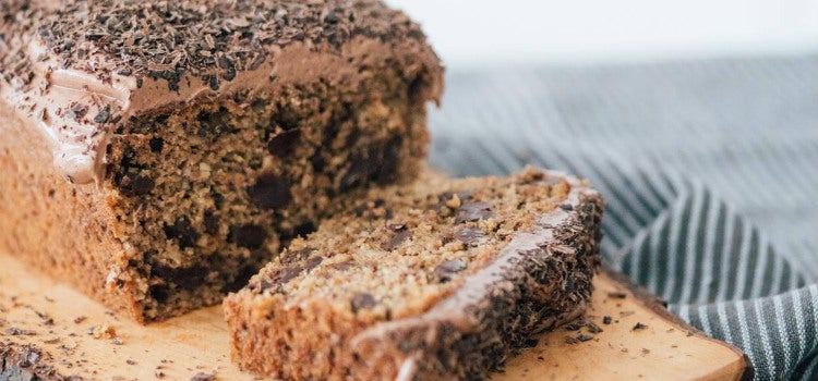 pastel de plátano en la licuadora