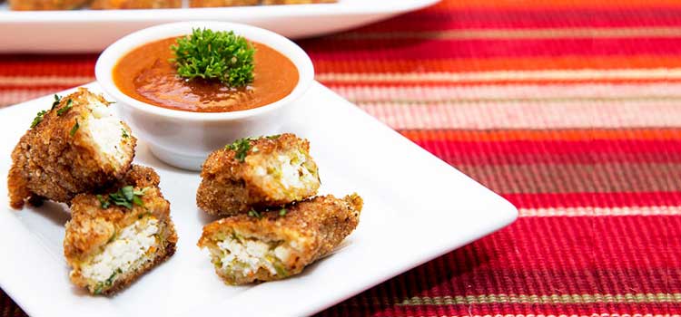 lanches com flores de queijo