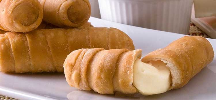 petiscos com queijo tequenos