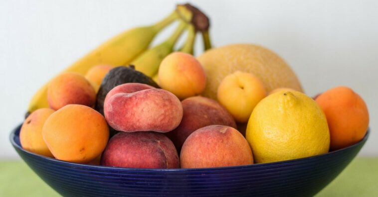 eliminar las moscas de la fruta
