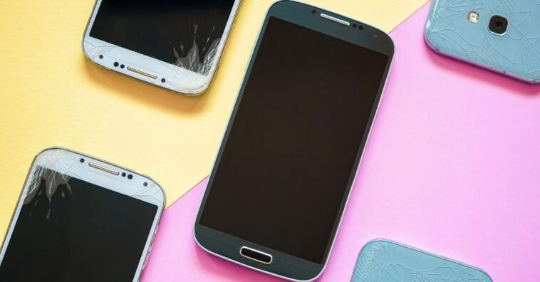 sacar las rayas de la pantalla del teléfono