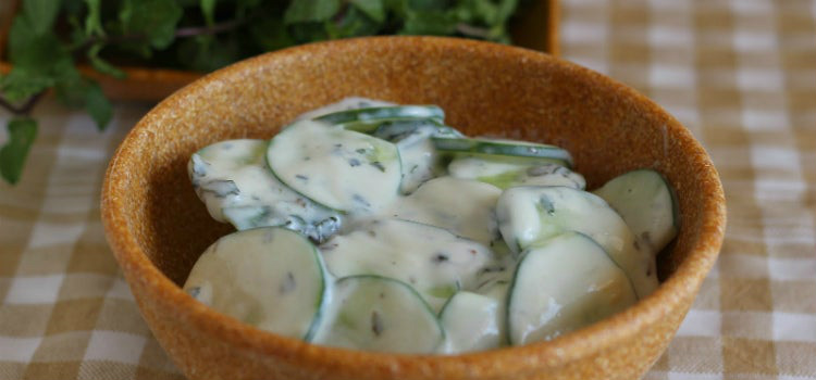 ensalada de pepino con yogur