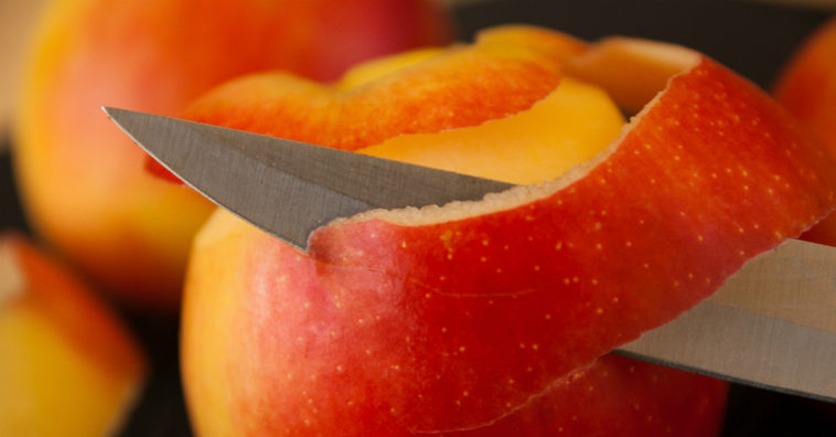 la fruta con piel