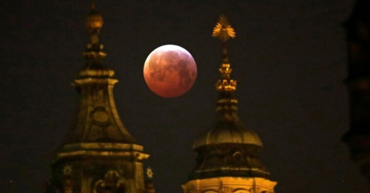 la luna de sangre en 2021