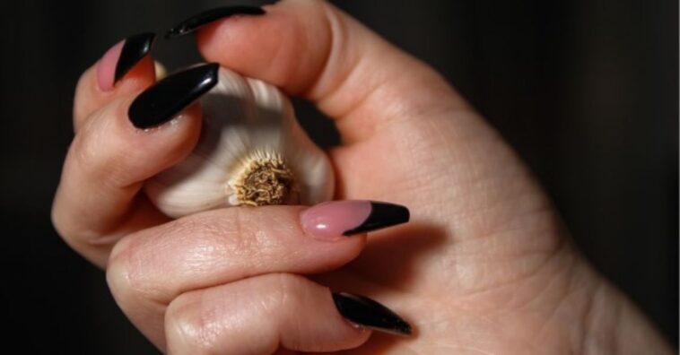 Consejos a base de ajo para fortalecer tus uñas