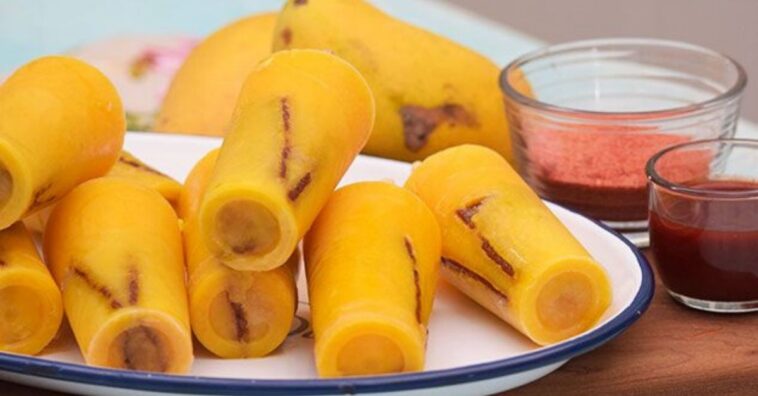 paletas de hielo de mango con tamarindo