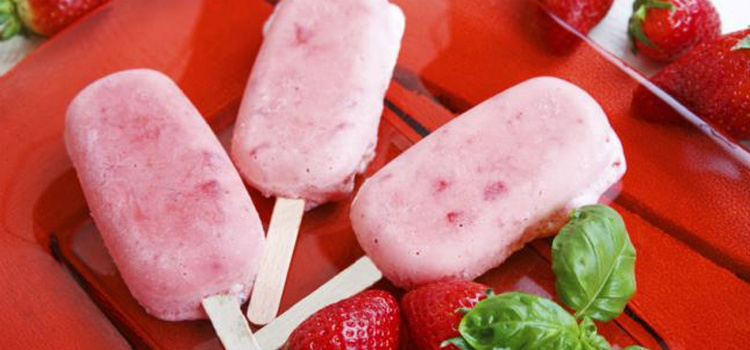 paletas heladas yogur fresa