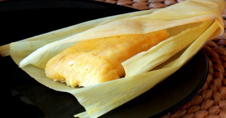 tamales dulces de avena con elote y leche condensada