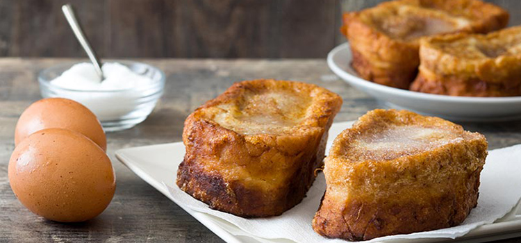 torrijas de leche tradicional