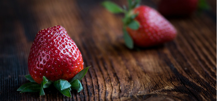 vitaminas para el pelo fresas