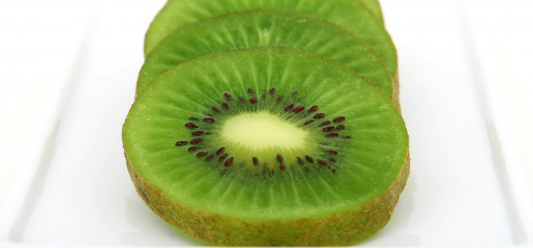 vitaminas para el pelo kiwi