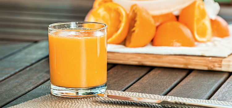 truques de beleza de suco de laranja para cabelo